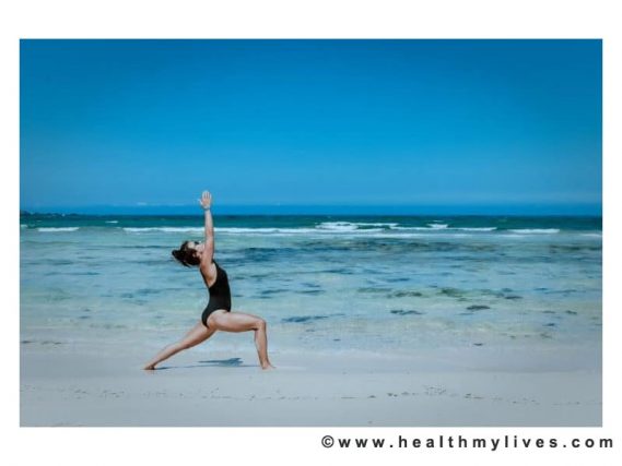 Yoga postura della mezzaluna per principianti